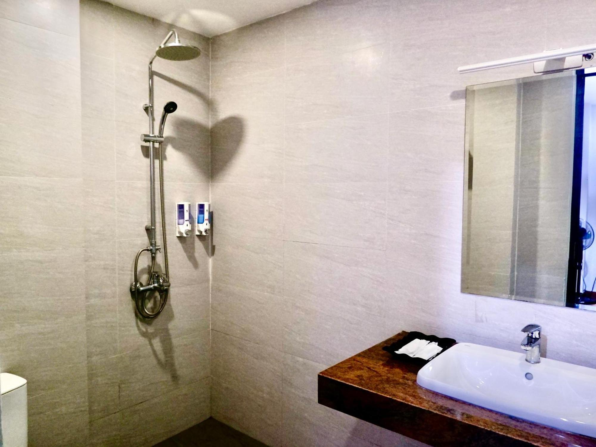 An Khang Hotel Ha Giang Extérieur photo